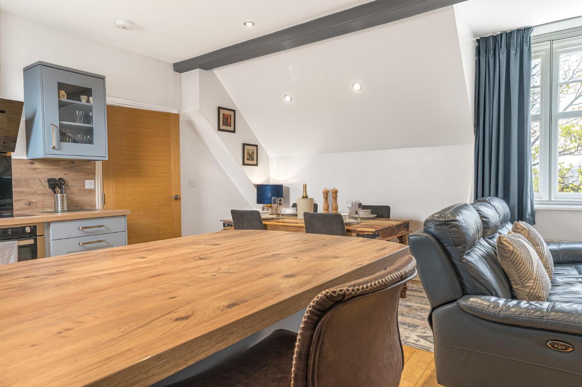 Abbey Apartments Modern Aparthotel For Tourists & Professionals Barrow-in-Furness Exterior photo