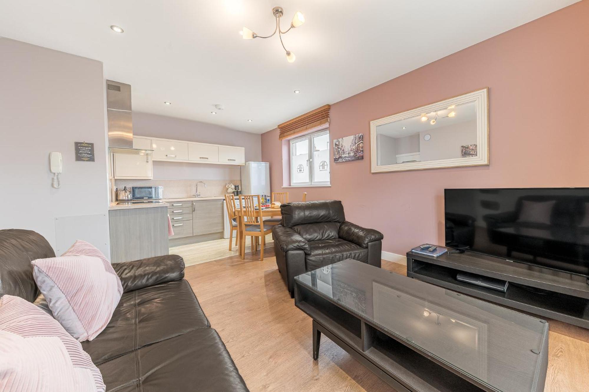 Abbey Apartments Modern Aparthotel For Tourists & Professionals Barrow-in-Furness Room photo
