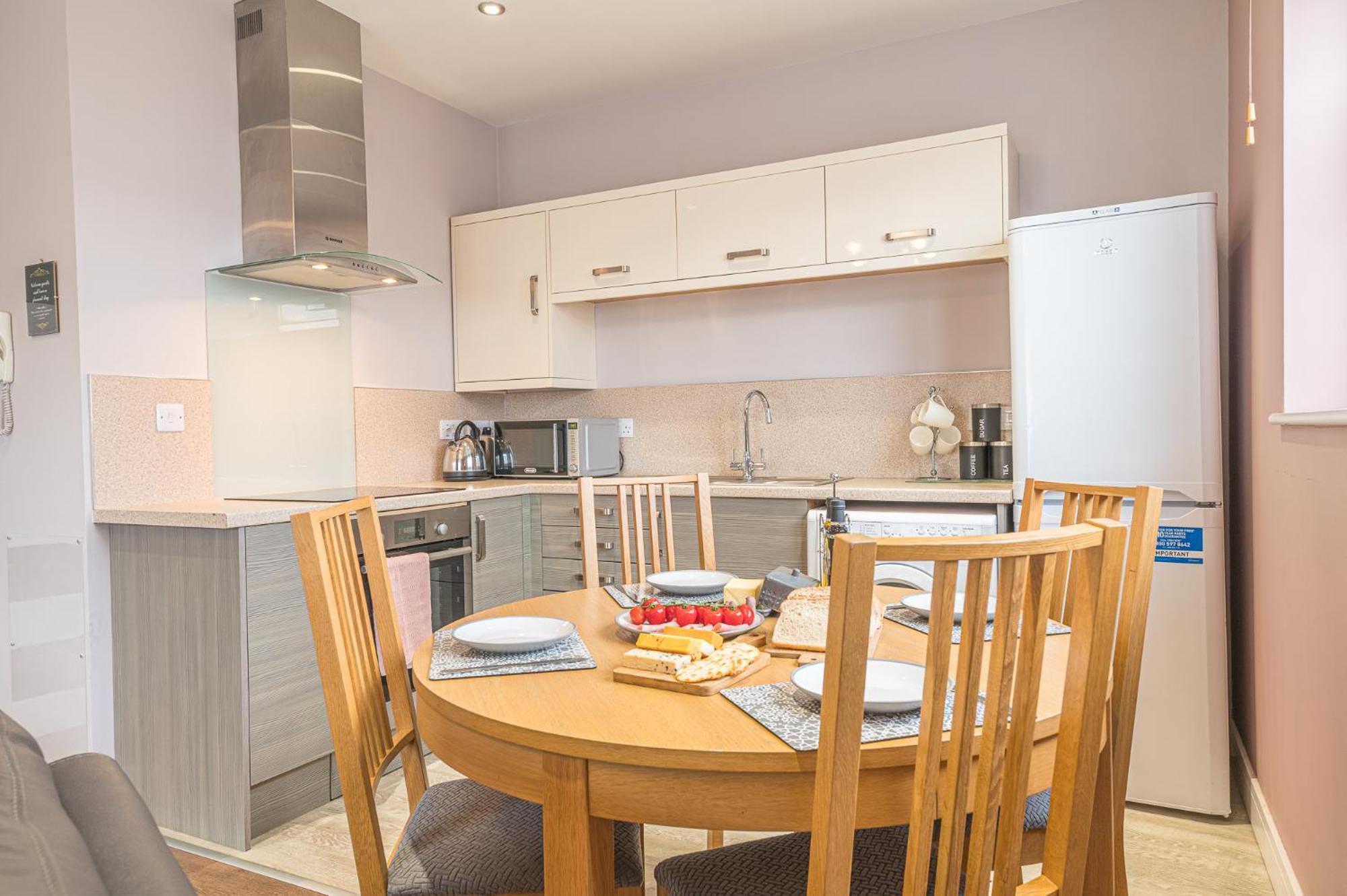 Abbey Apartments Modern Aparthotel For Tourists & Professionals Barrow-in-Furness Exterior photo