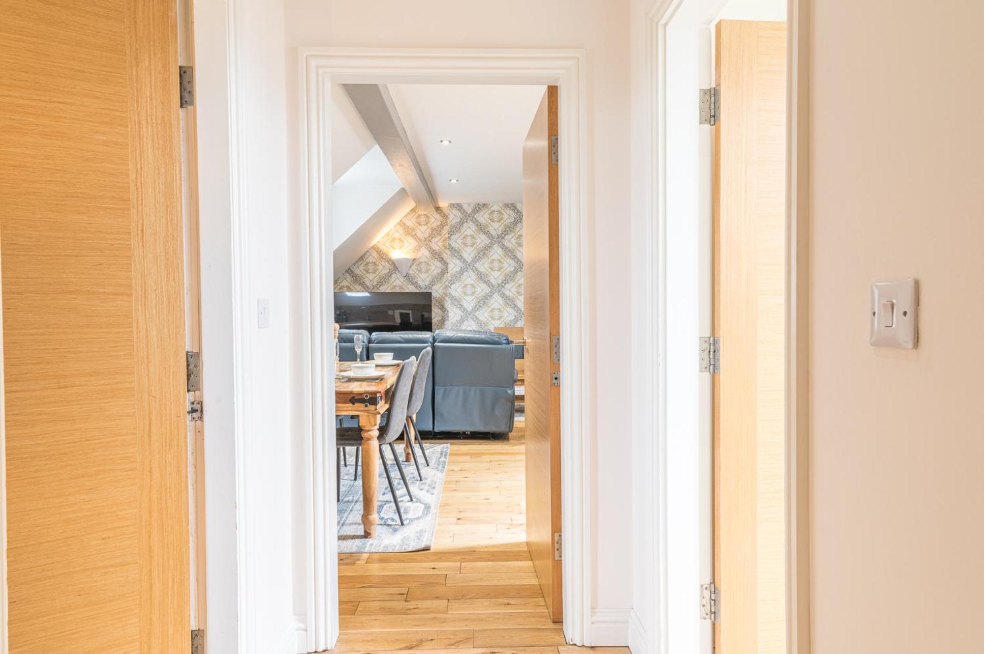 Abbey Apartments Modern Aparthotel For Tourists & Professionals Barrow-in-Furness Room photo